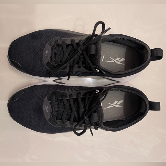 Gently worn, Reebok Women’s 8.5 HIIT Floatride black running shoe - Picture 6 of 7